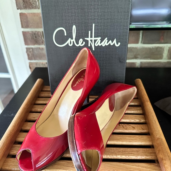 Cole Haan Women's Red Peep Toe Pumps - Picture 12 of 14